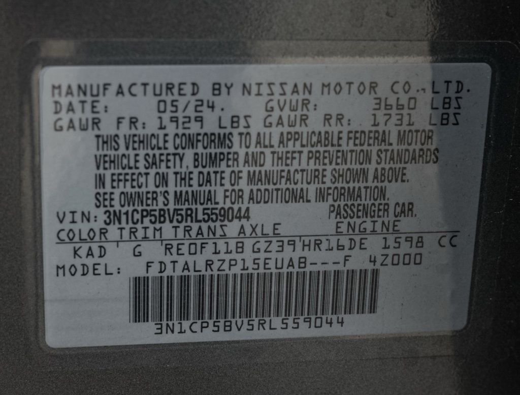 Used 2024 Gray Nissan S image 32