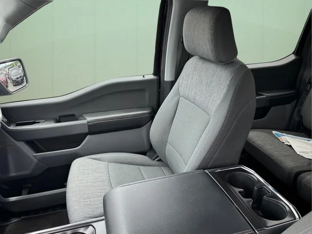 Used 2022 Blue Ford XLT image 7