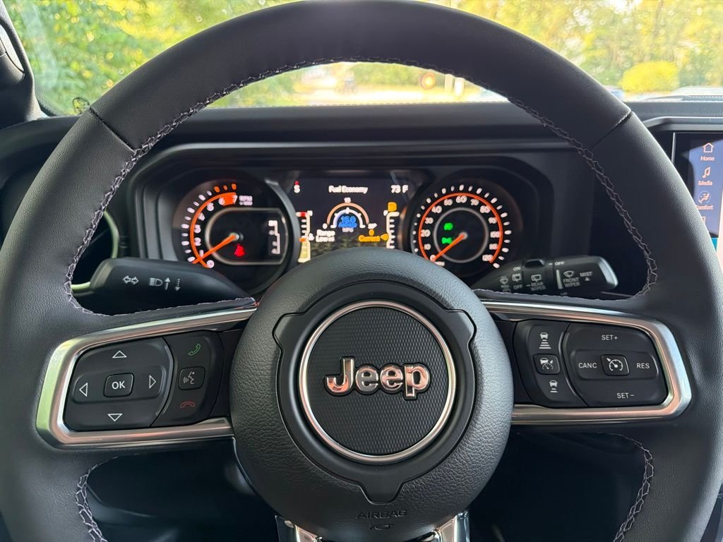 New 2026 Bright White Clearcoat Jeep Rewind Special Edition image 36