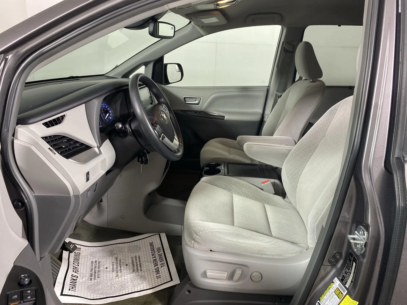 Used 2018 Predawn Gray Mica Toyota LE image 5