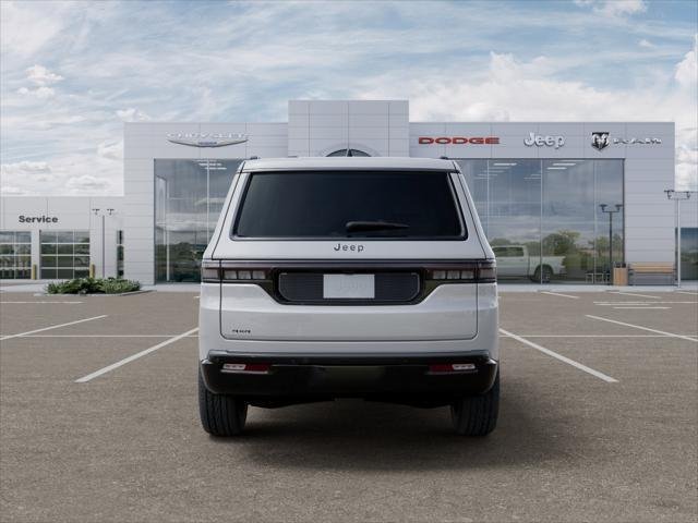 New 2026 Bright White Clear-Coat Exterior Paint Jeep Limited Altitude 4x4 image 59