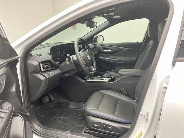 Used 2024 Summit White Buick Sport Touring image 3