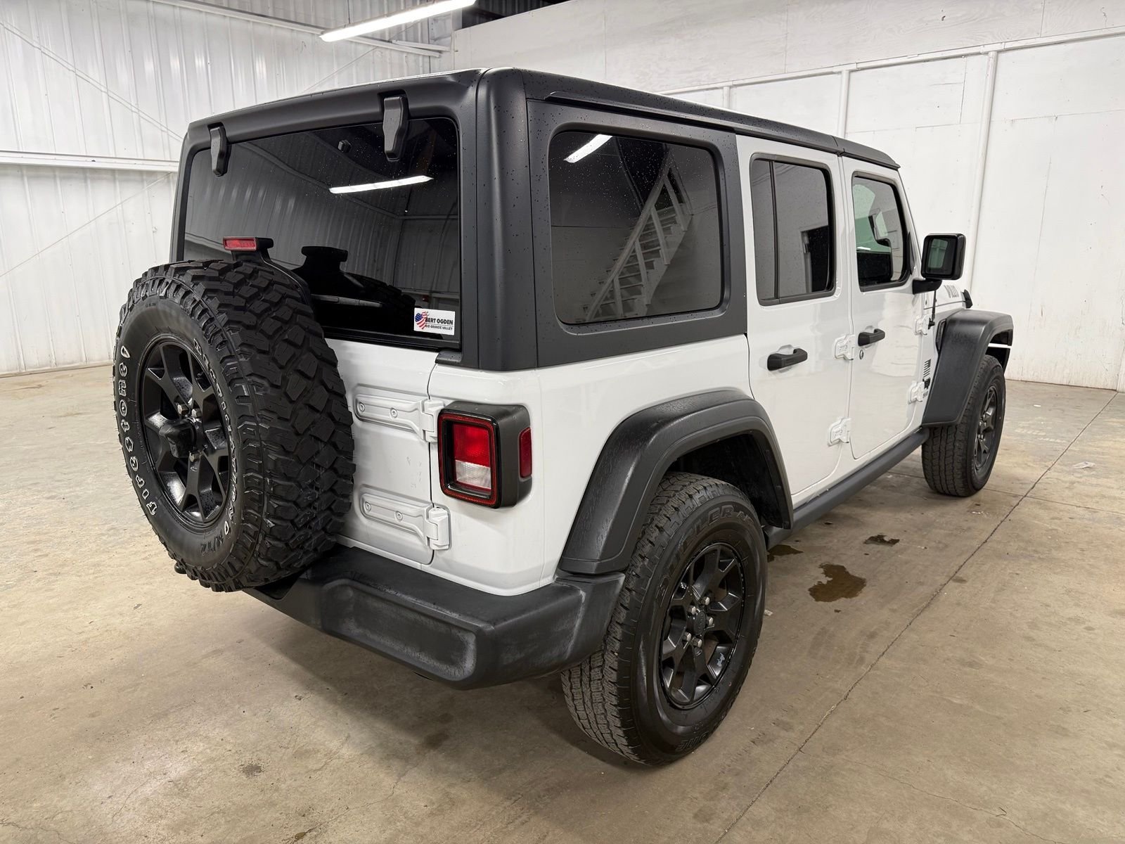 Used 2020 White Jeep Unlimited Willys image 7