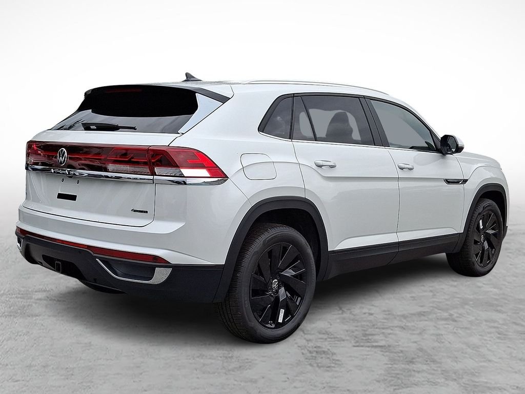 New 2026 White/off-white Volkswagen SE w/Technology image 4