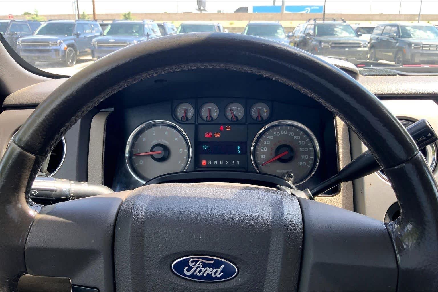 Used 2009 Oxford White Ford XLT image 25
