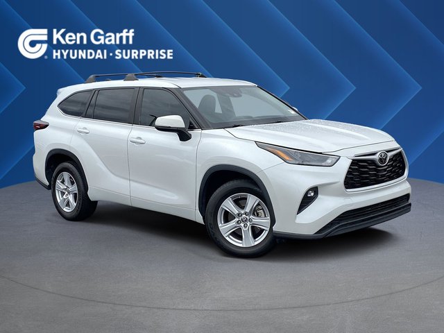 2024 Toyota Highlander LE