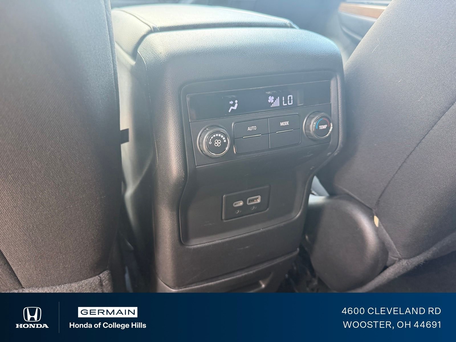 2023 GMC Acadia SLE - Photo 13