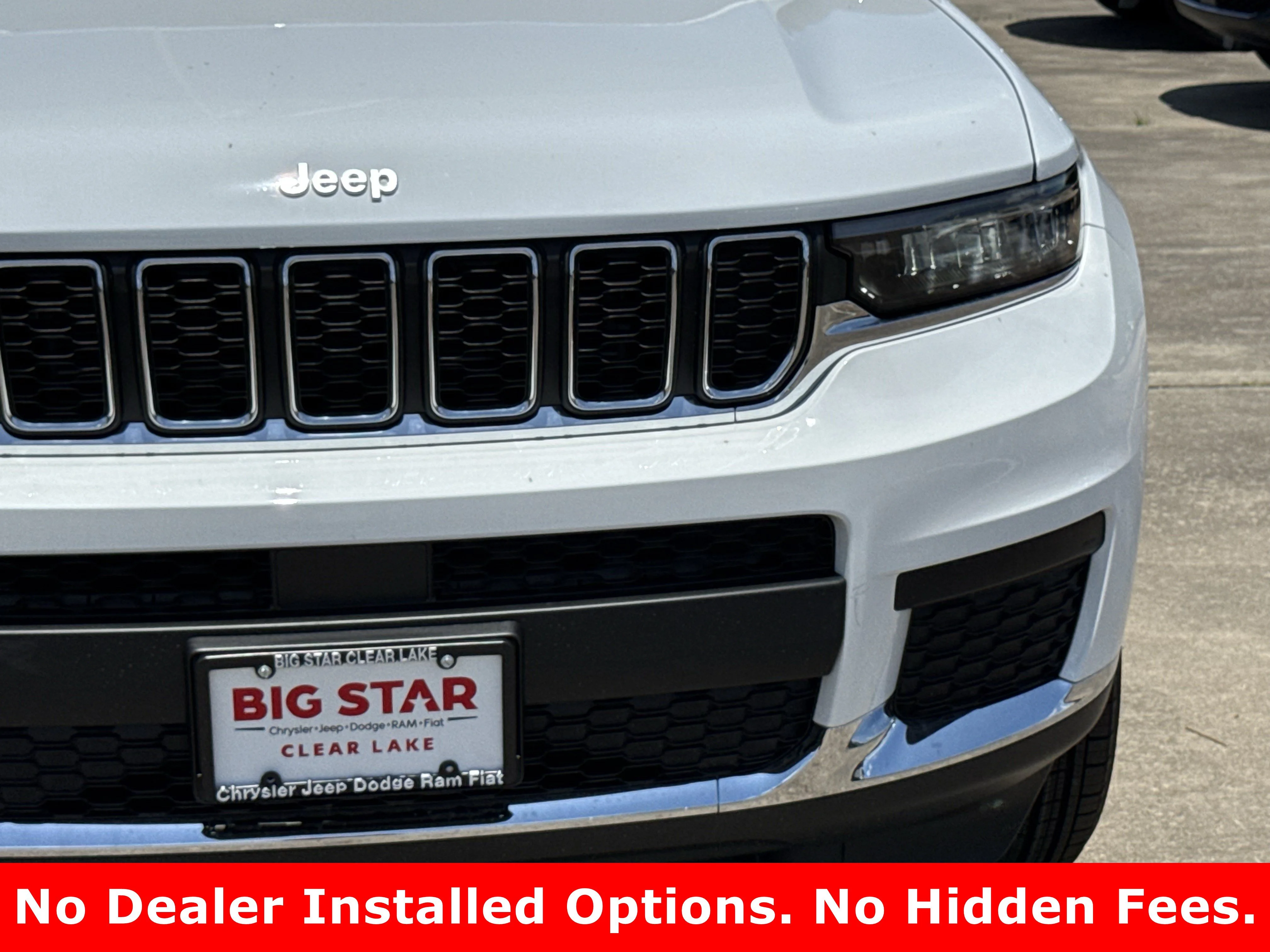 New 2026 Bright White Clearcoat Jeep Laredo X image 4