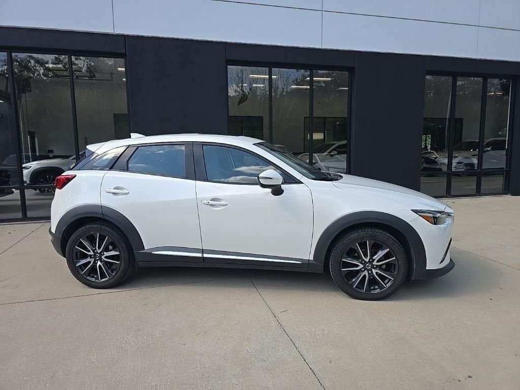 Used 2018  Mazda Grand Touring image 18