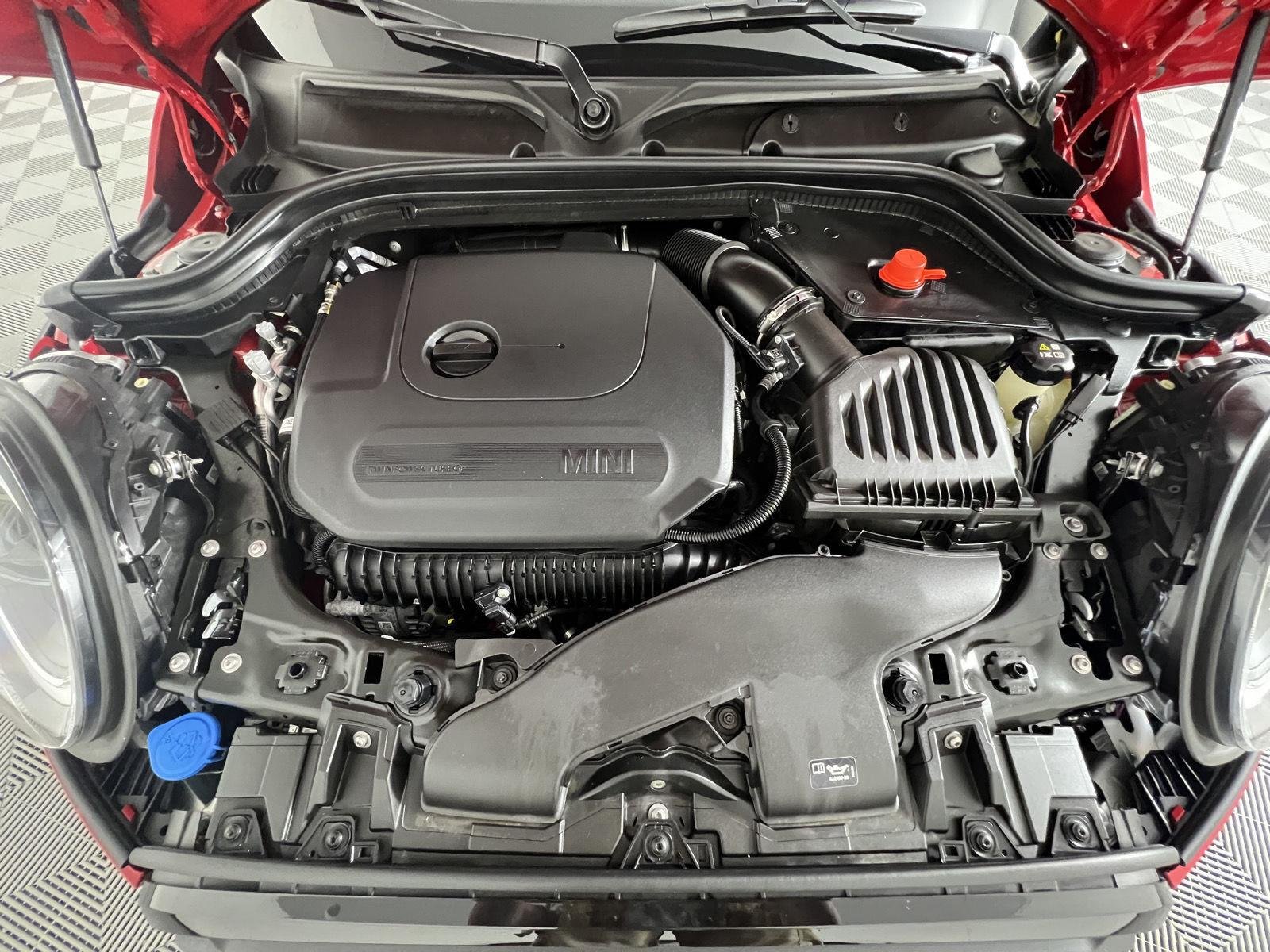 Used 2024 Chili Red MINI Cooper S image 21