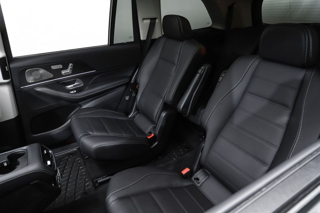 New 2026 Black Mercedes-Benz GLS 450 image 11