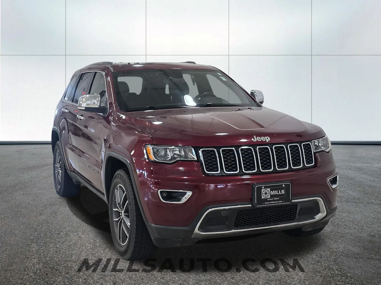 Used 2018 Red Jeep Limited image 11