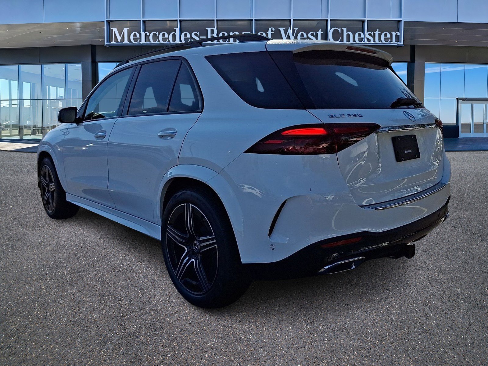 New 2026 Polar White Mercedes-Benz GLE 350 image 25