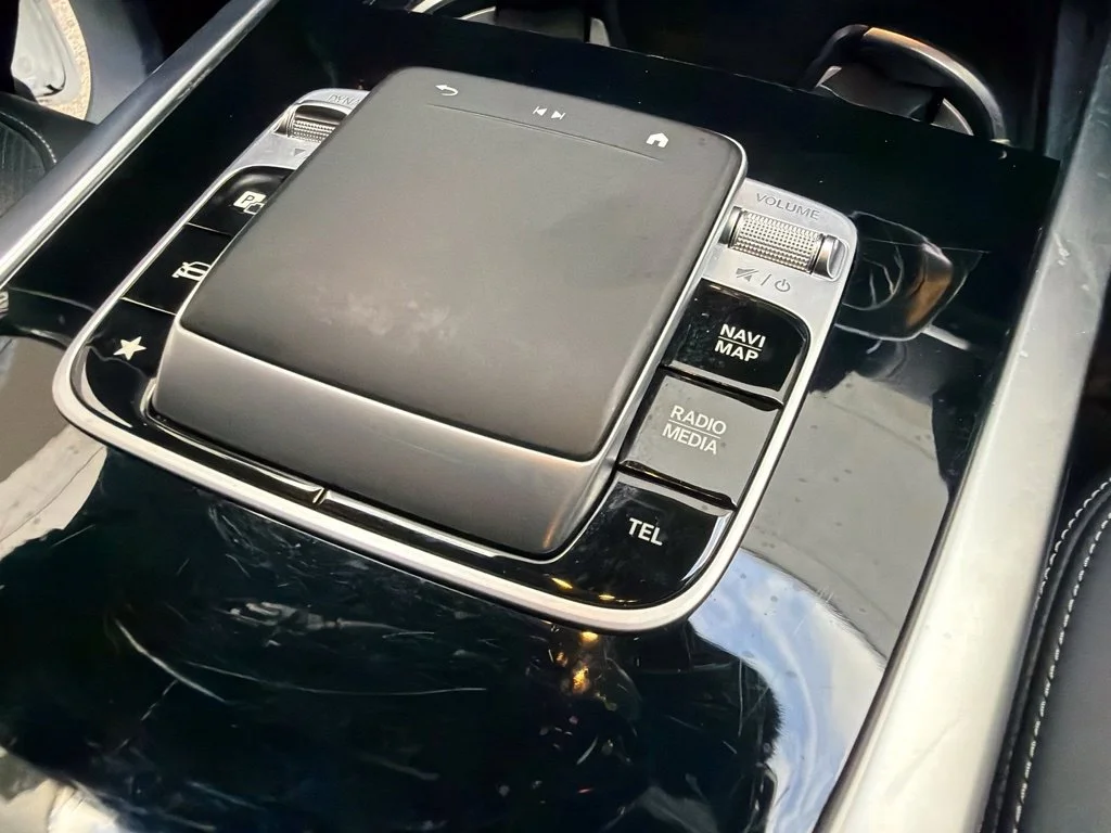 Used 2025 White Mercedes-Benz G 550 image 51