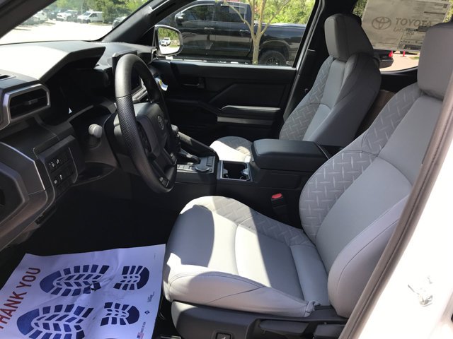 2026 Toyota Tacoma SR5 - Photo 19