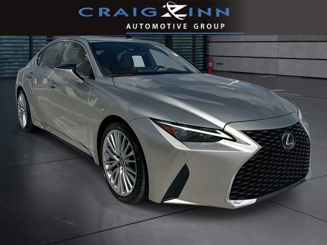 2023 Lexus IS