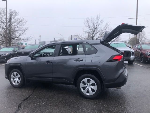 Used 2022 Gray Toyota LE image 9