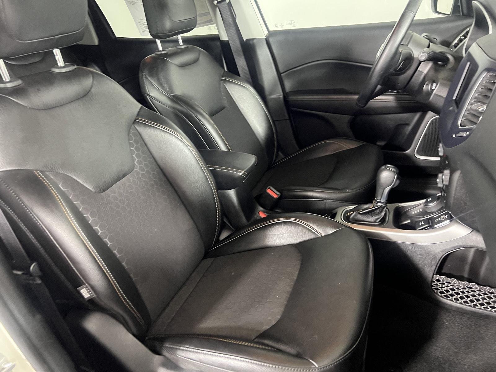 Used 2021 White Clearcoat Jeep Latitude image 23