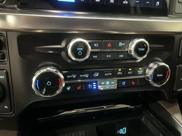 New 2026 Agate Black Metallic Ford King Ranch image 22
