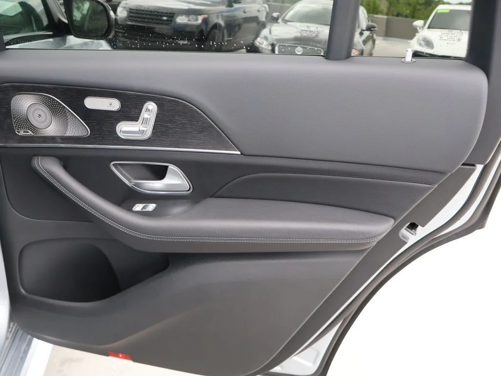 New 2026 Cirrus Silver Metallic Mercedes-Benz GLS 450 image 15