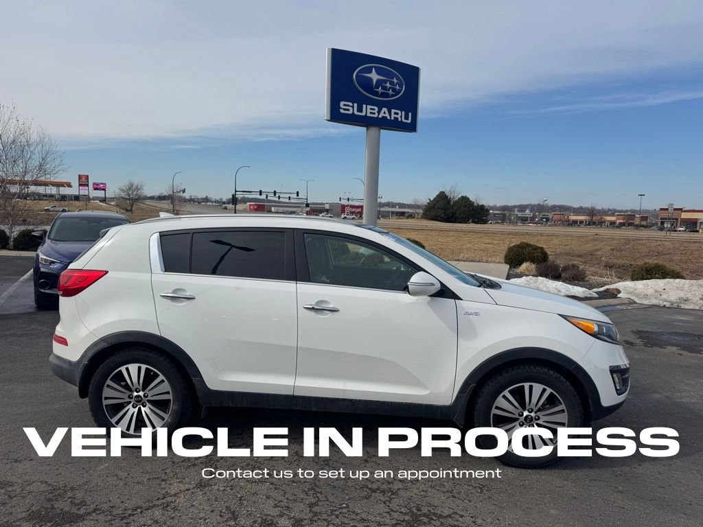 Used 2015 Kia Sportage EX with VIN KNDPCCAC6F7685704 for sale in Rochester, Minnesota