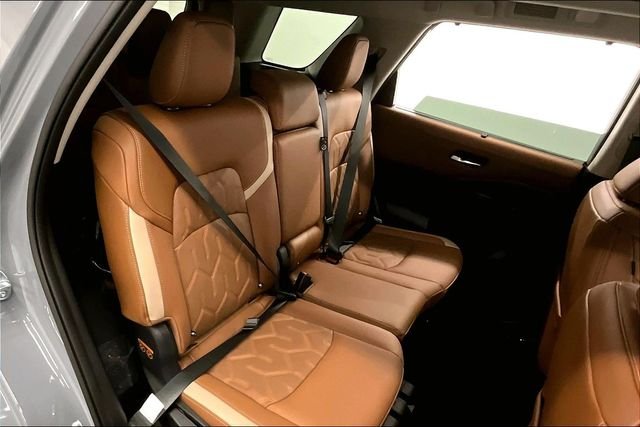 New 2026 Boulder Gray Pearl Nissan Platinum image 33