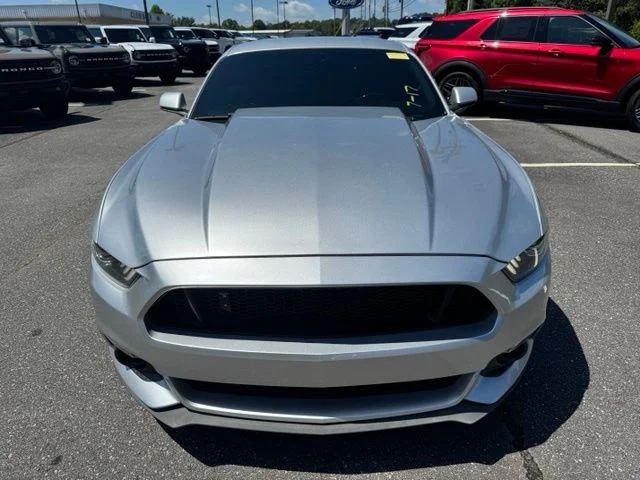 Used 2017 Silver Ford GT Premium image 2