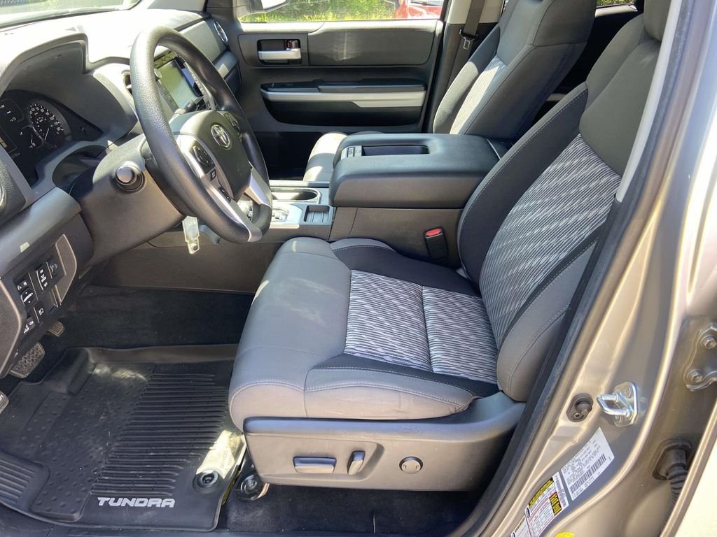 Used 2021 Silver Toyota SR5 image 18