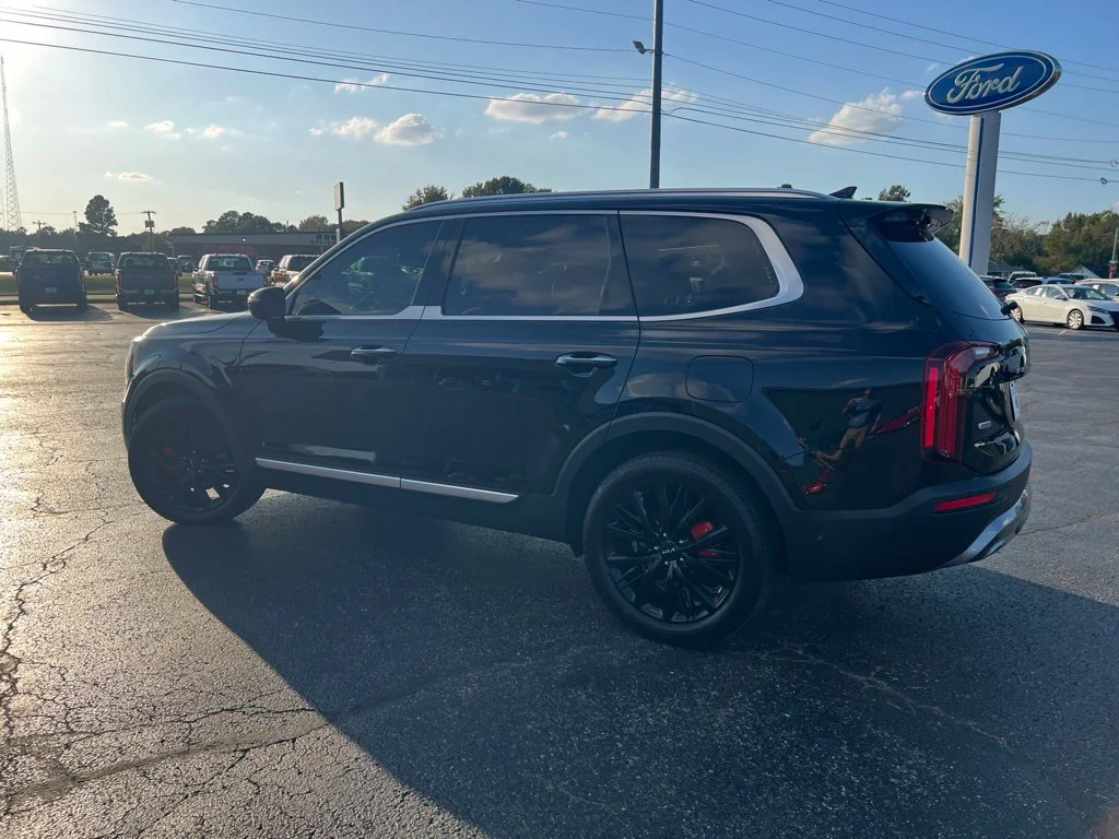 Used 2022 Ebony Black Kia SX image 6
