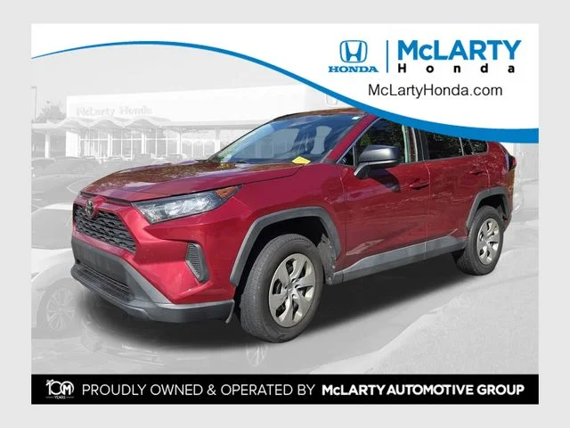 2021 Toyota RAV4 LE FWD's photo