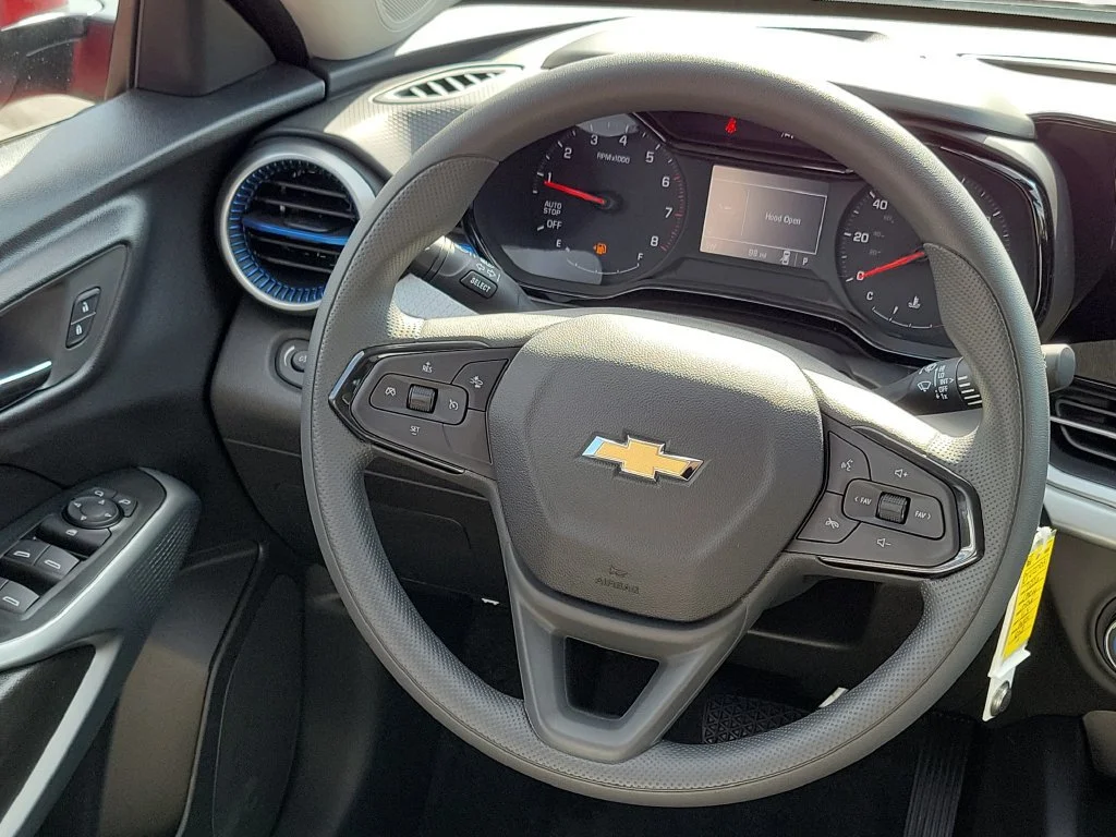 2026 Chevrolet Trax LS - Photo 18