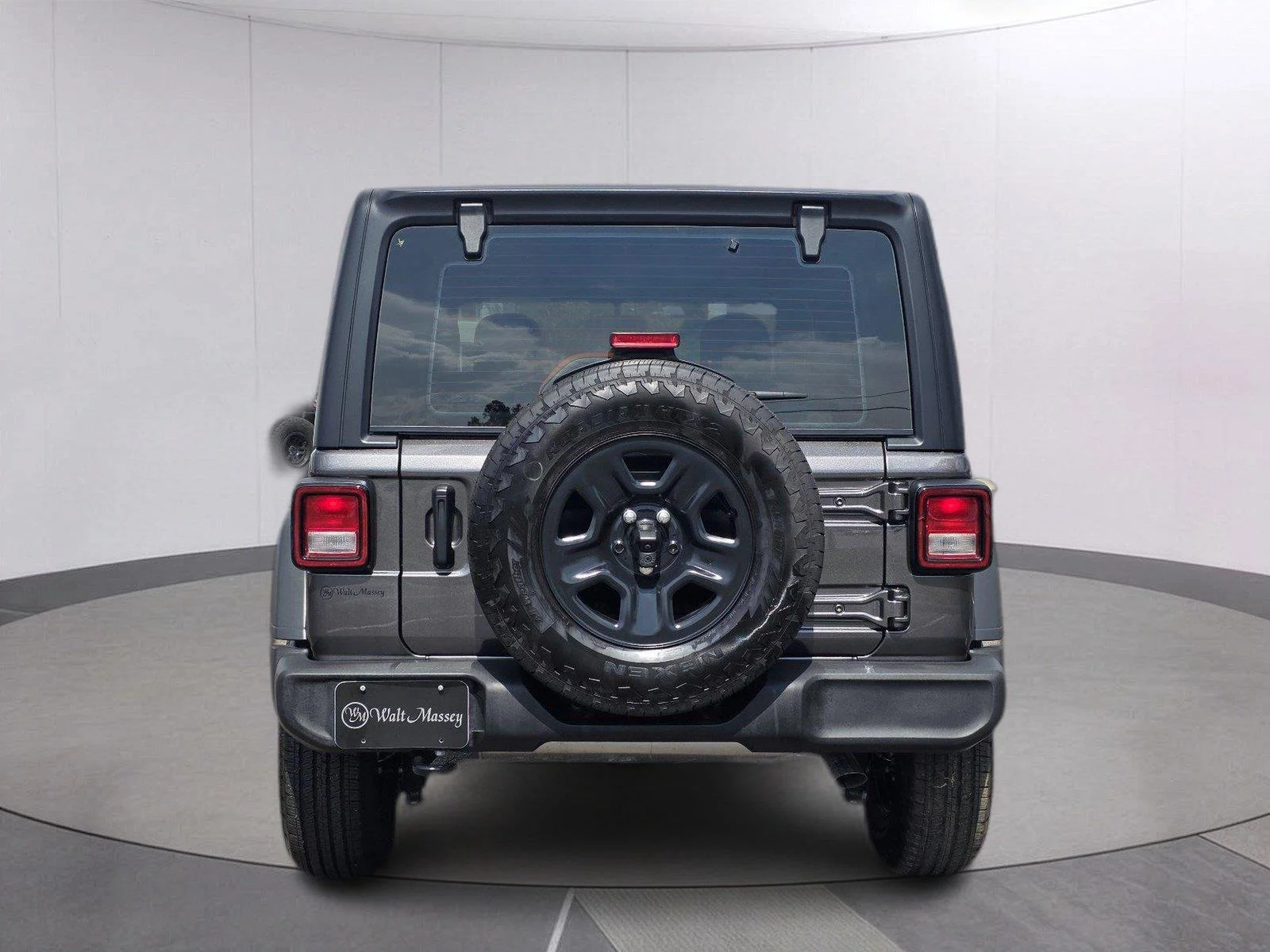Used 2026 Granite Crystal Metallic Clearcoat Jeep Sport image 6