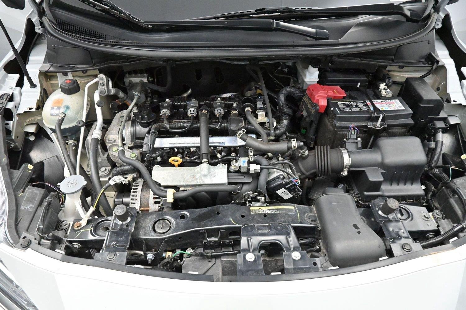 Used 2023 Brilliant Silver Metallic Nissan SV image 33
