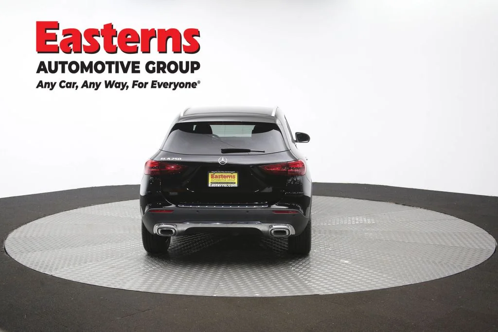 Used 2025 Black Mercedes-Benz GLA 250 image 37
