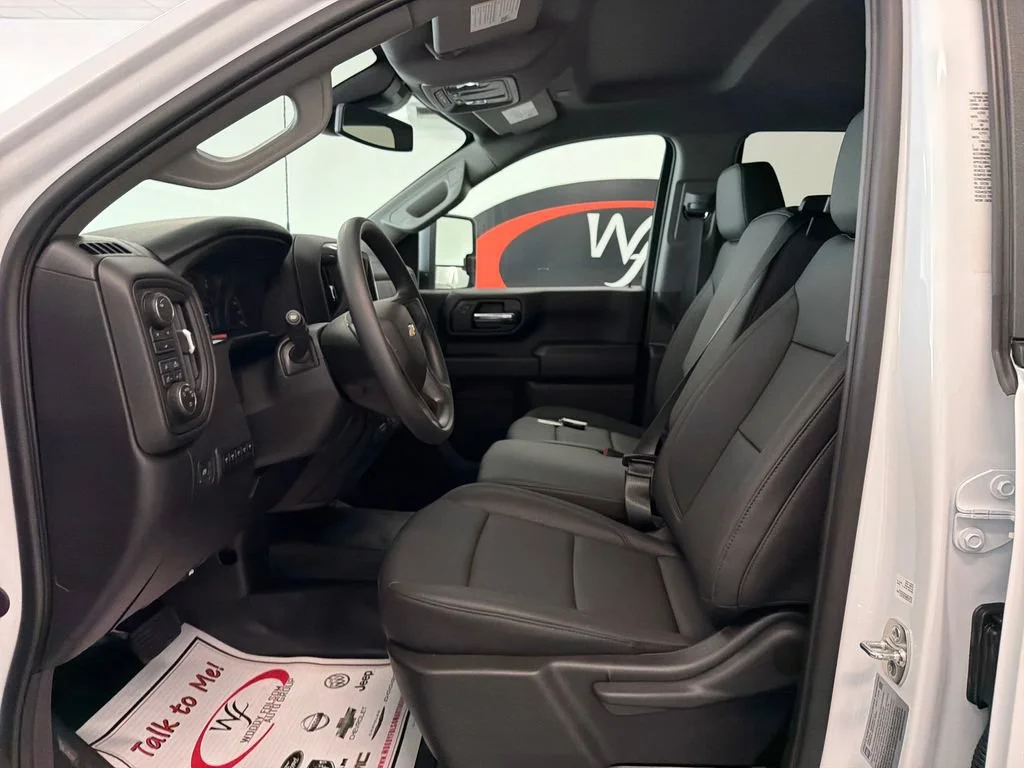 New 2026 Summit White Chevrolet Work Truck image 9