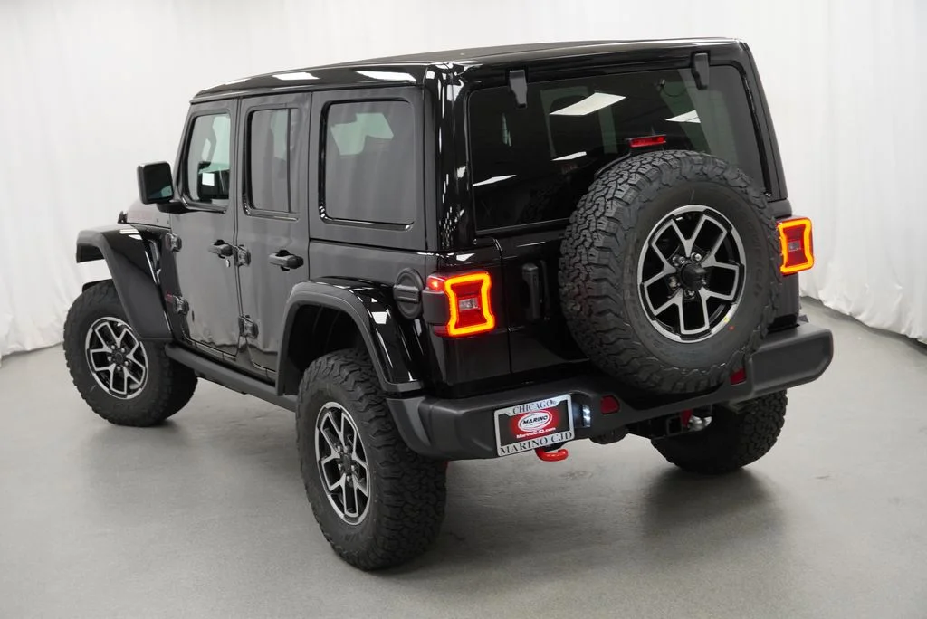 New 2026 Black Clear-Coat Exterior Paint Jeep Rubicon image 11