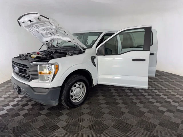 Used 2021 White Ford XL image 14