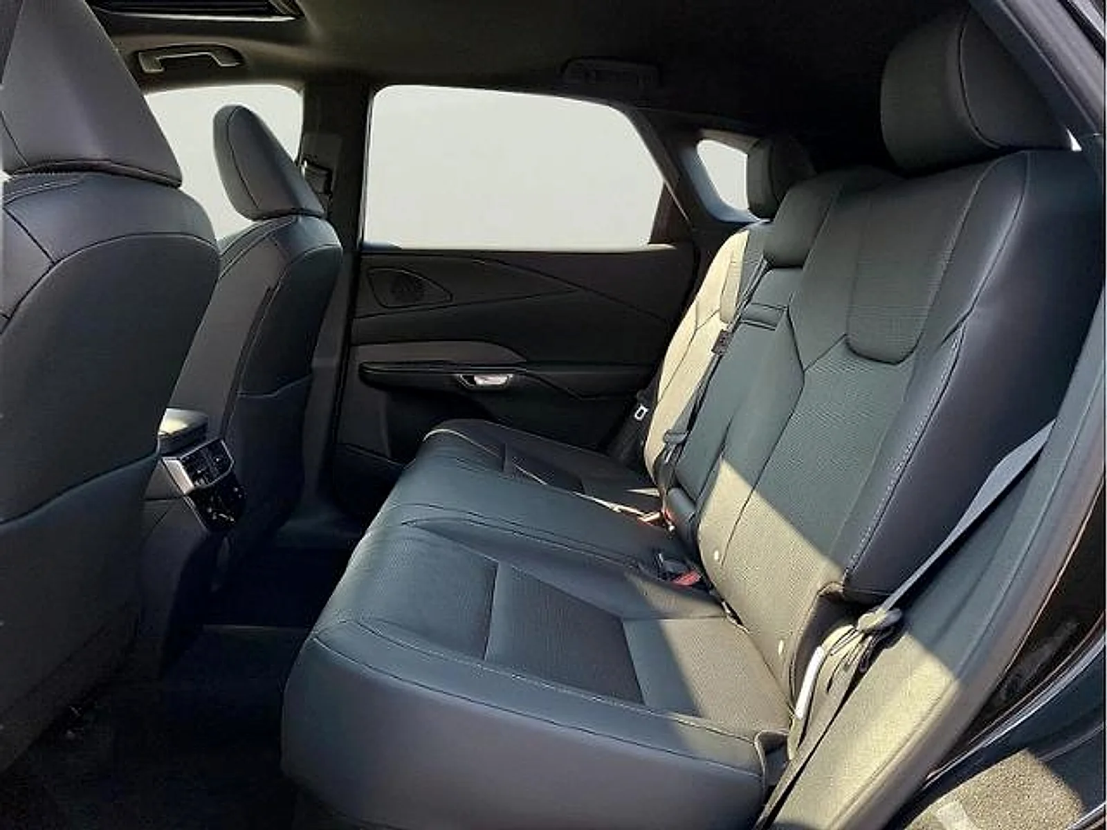 2023 Lexus RX 350 - Photo 11