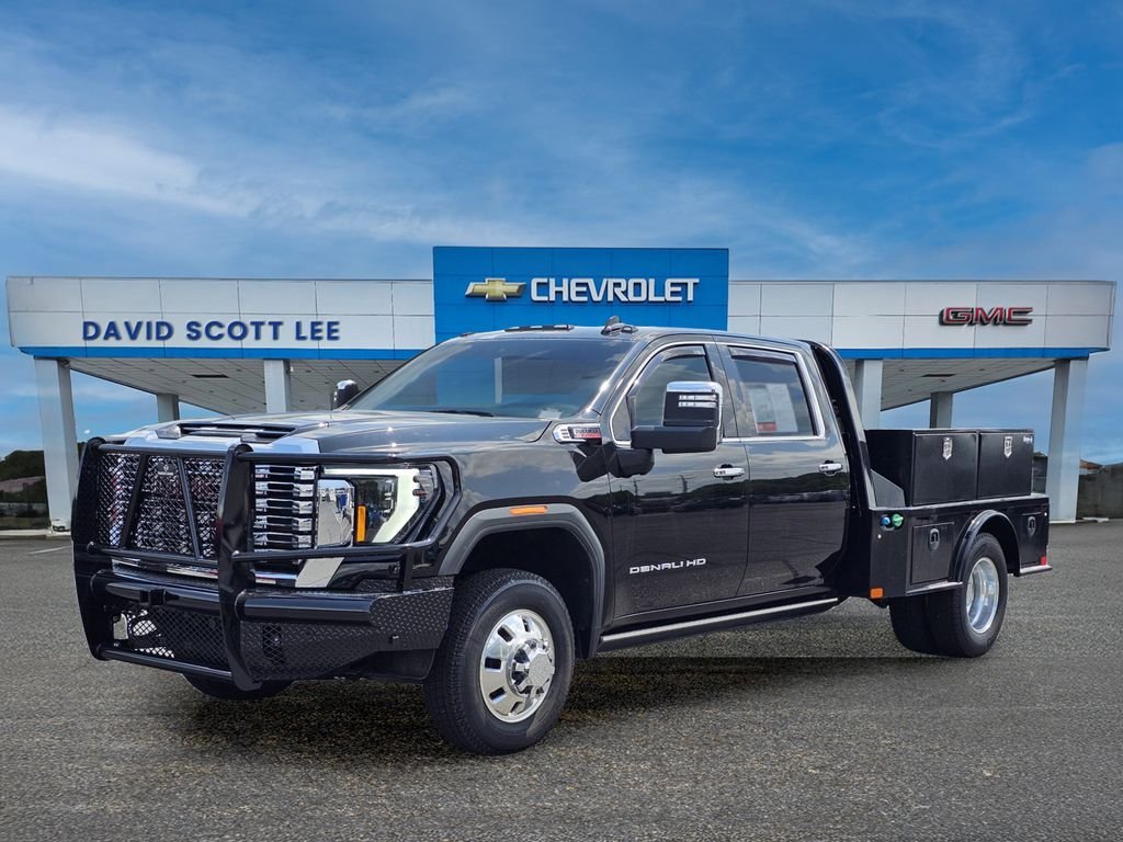 Used 2024 Black GMC Denali image 1