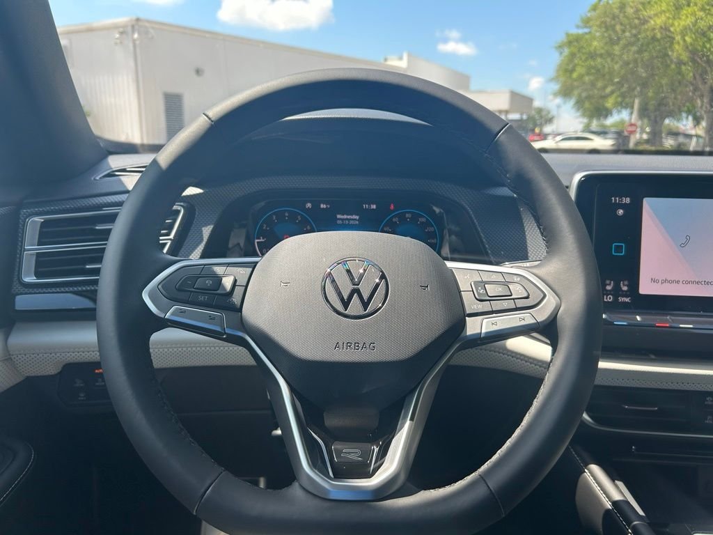 New 2026 White/off-white Volkswagen 2.0T SEL Premium R-Line image 19