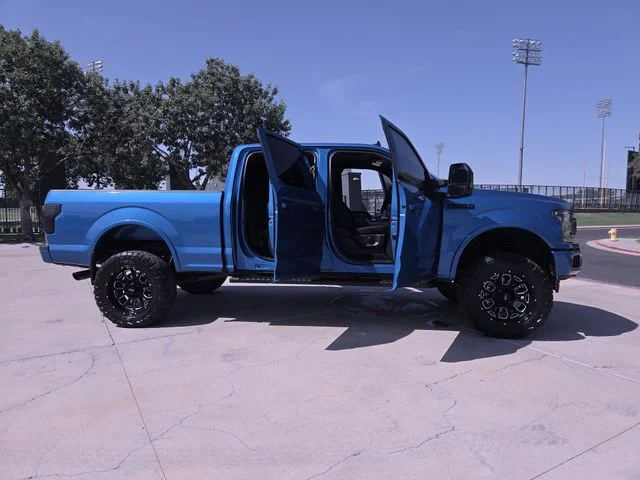 Used 2020 Blue Ford XLT image 8