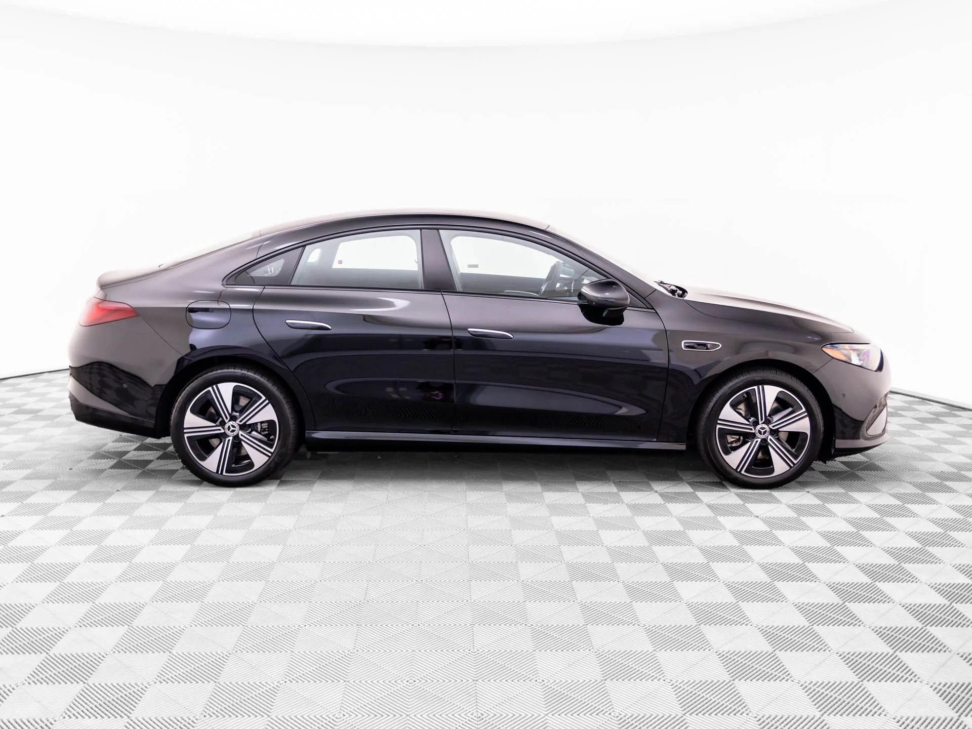 New 2027 Black Mercedes-Benz CLA 350 image 5