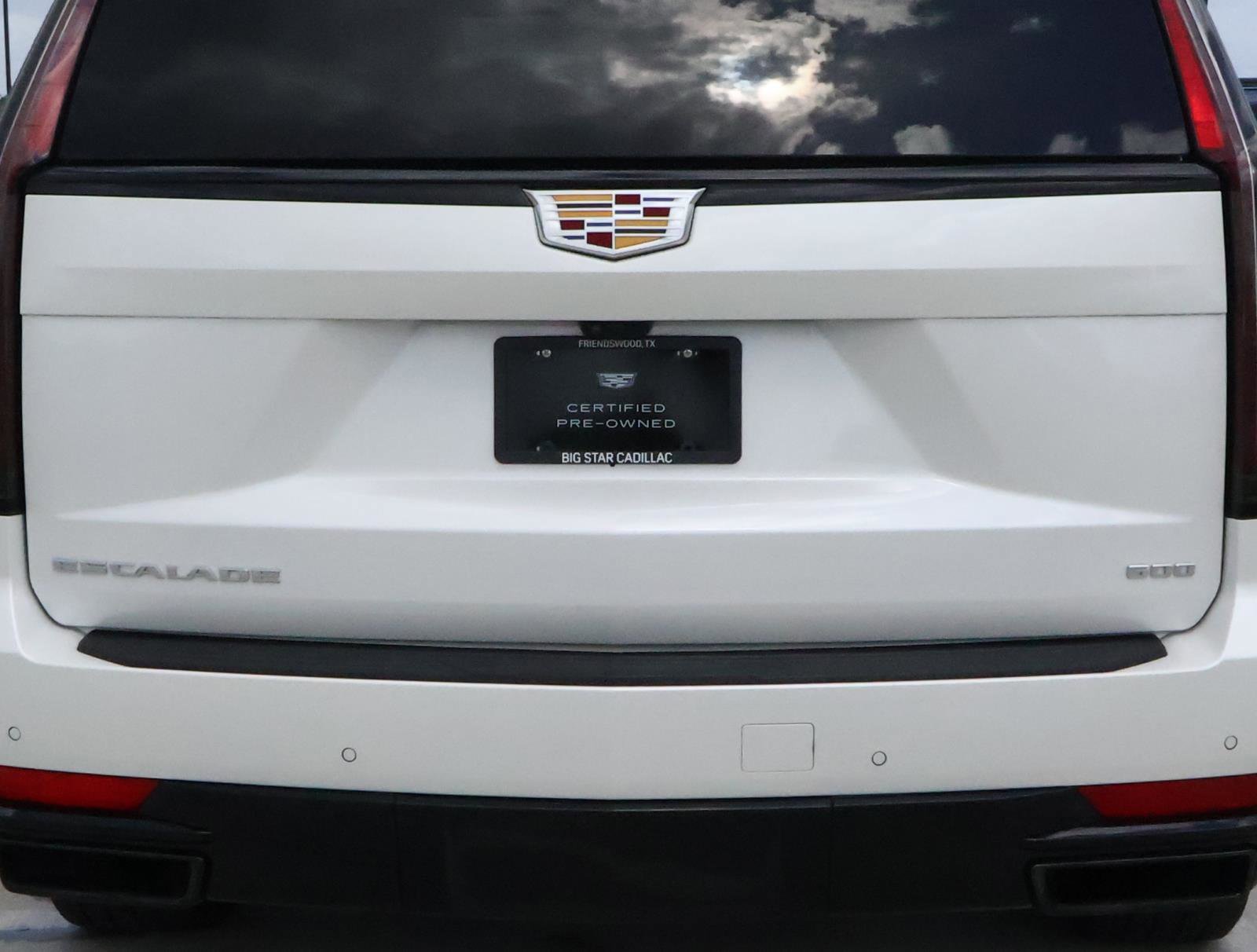 Used 2024 Crystal White Tricoat Cadillac Sport Platinum image 9