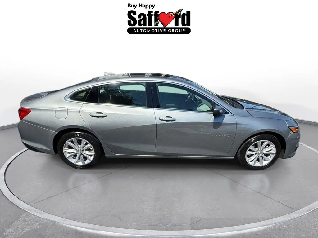 Used 2024 Gray Chevrolet LT image 8