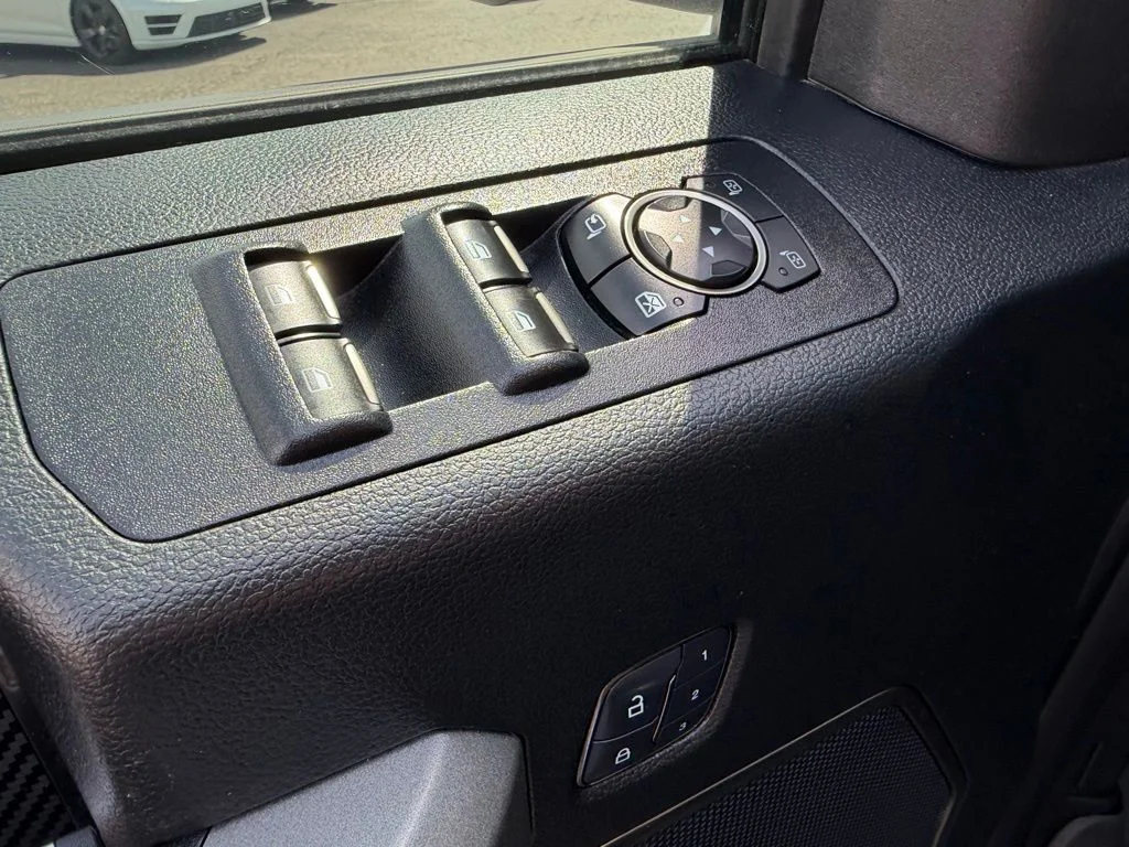 Used 2018  Ford Raptor image 34