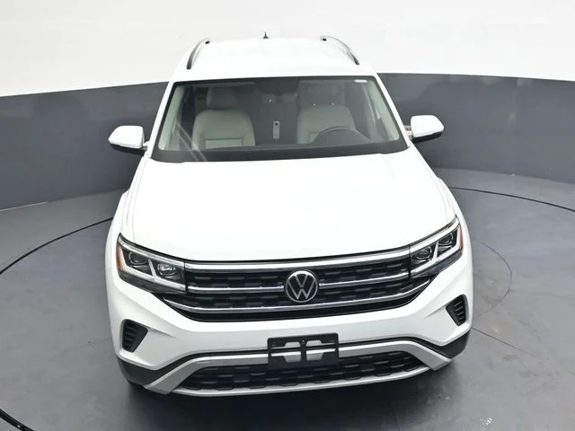Used 2021  Volkswagen 2.0T SE image 28