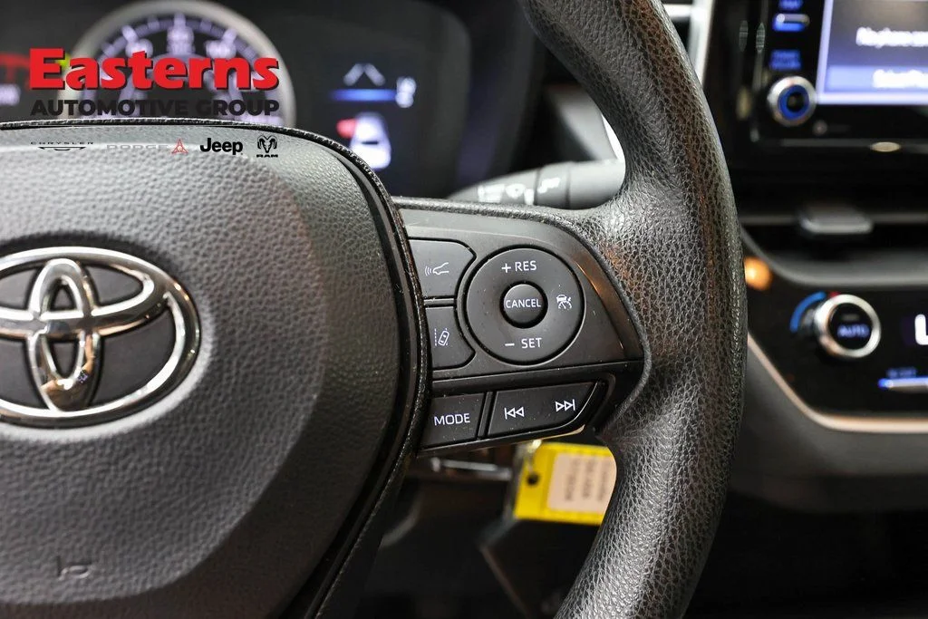 Used 2021 Silver Toyota LE image 14