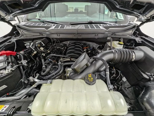 New 2026 Carbonized Gray Metallic Ford Lariat® image 66