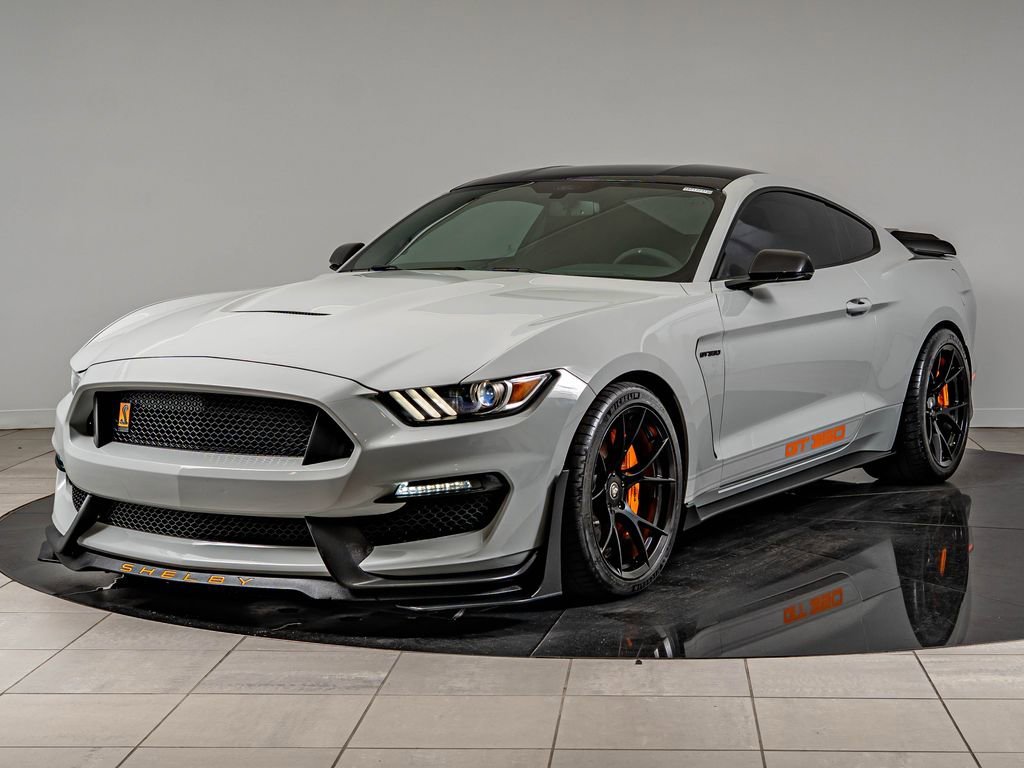 2017 Ford Mustang Shelby GT350's photo
