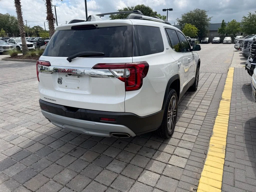 Used 2020 White Frost GMC SLT image 5